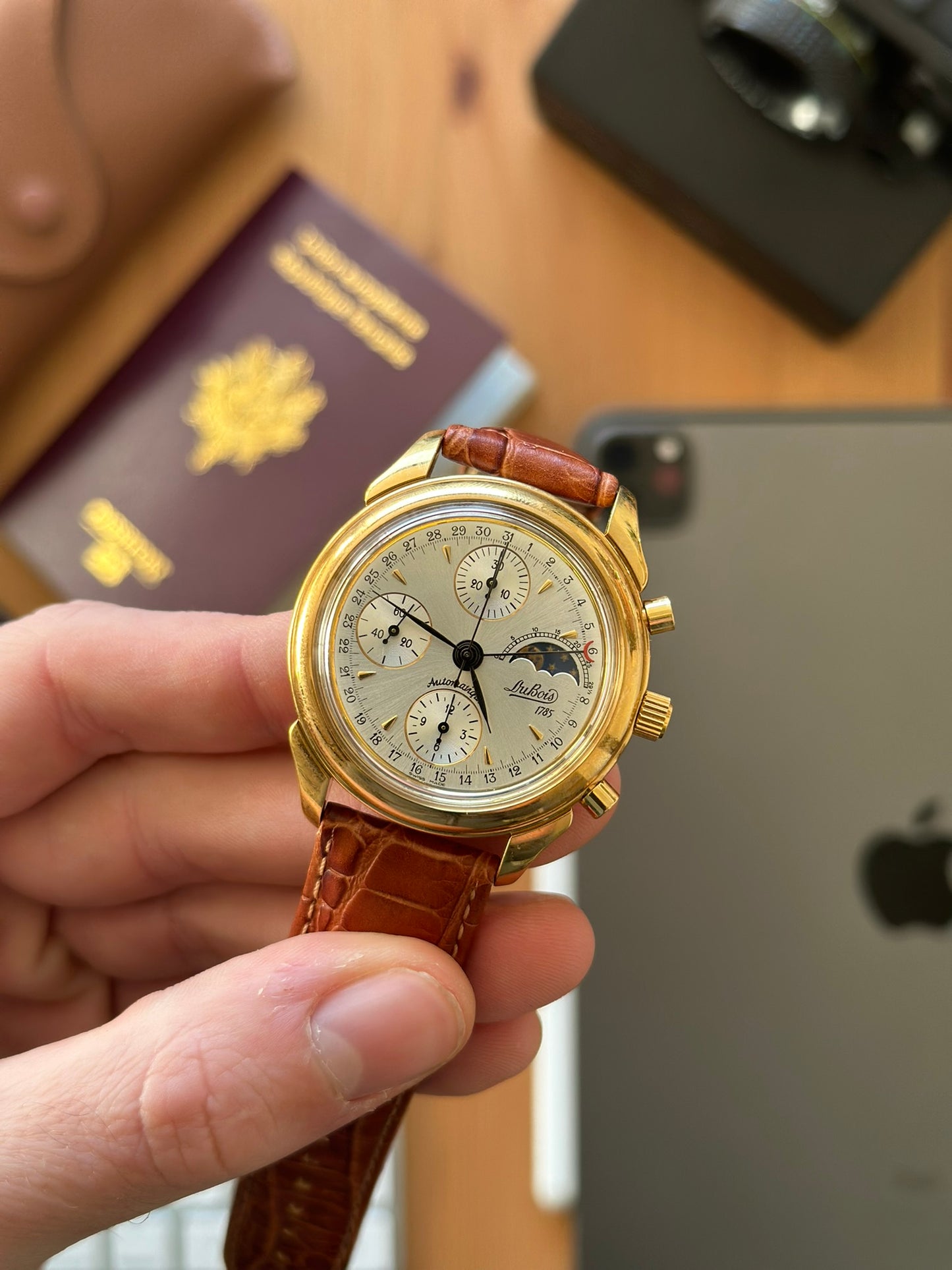 Dubois et Fils 1785 Triple Chronograph Moonphase – Komplettset