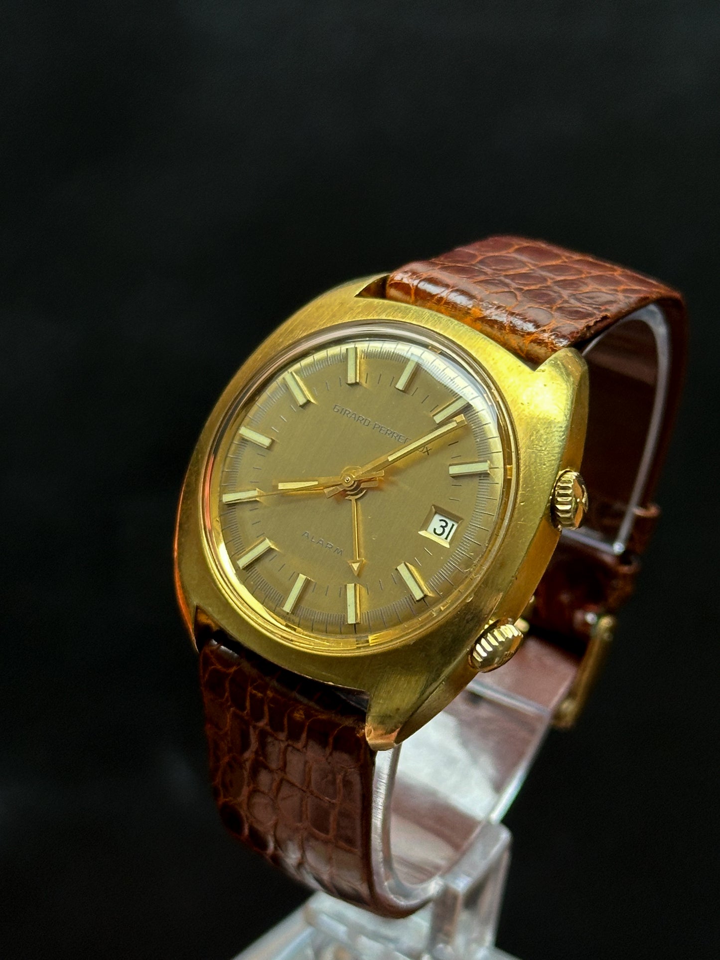 Girard-Perregaux Alarm 9490 - 1972